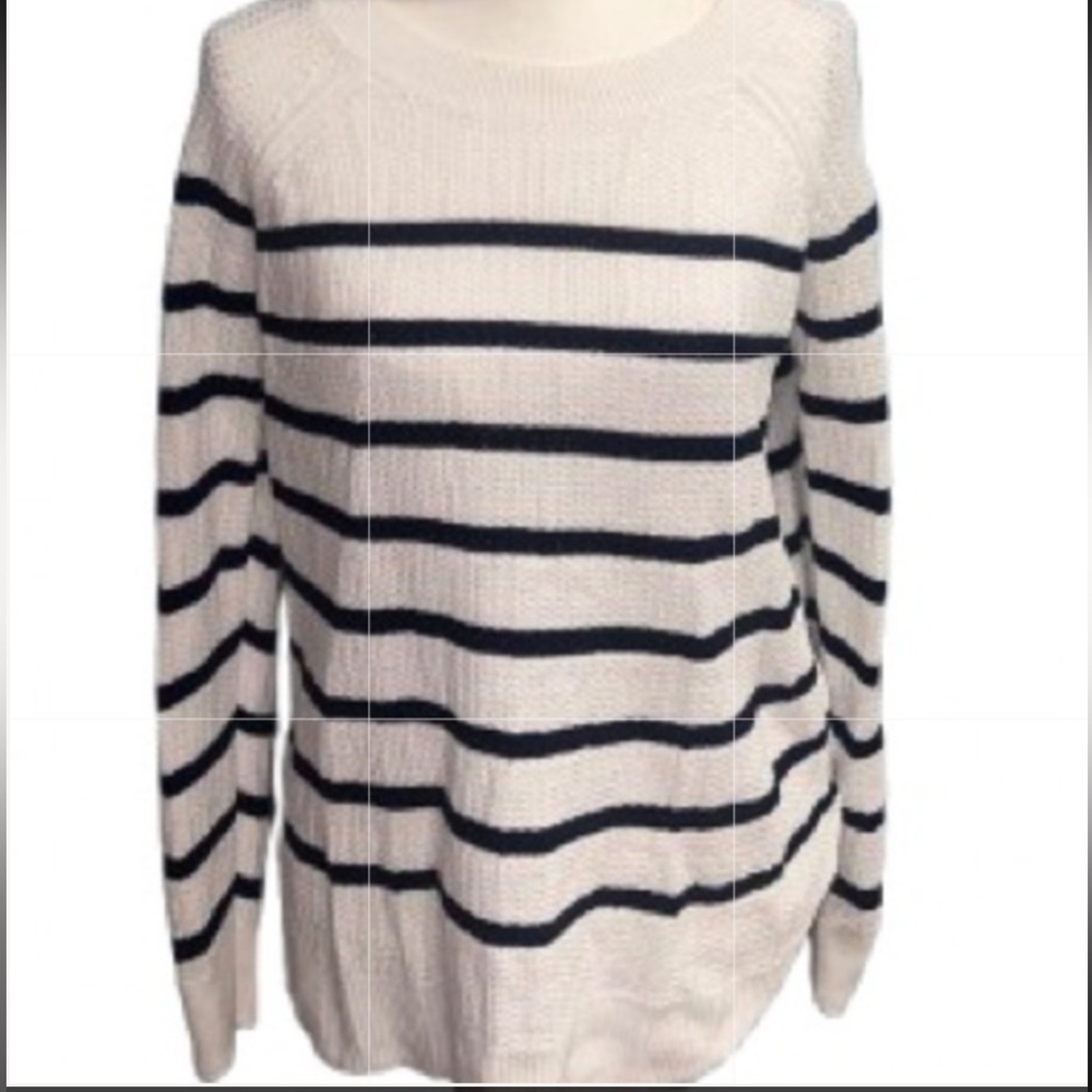 Old Navy Woman’s Sweater in White with Blue Stripes